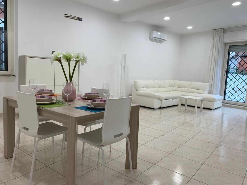 Mediterranean House Nettuno公寓 外观 照片